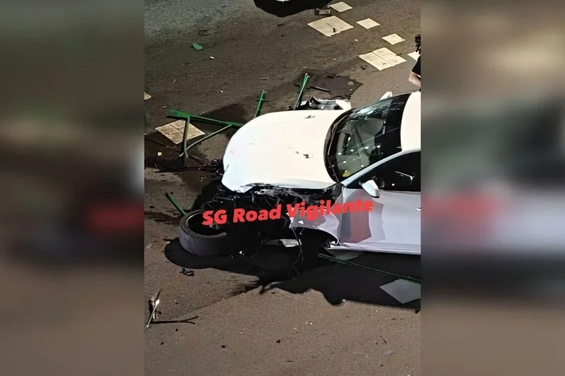 Car crashes into railing in Toa Payoh, driver arrested for drink-driving