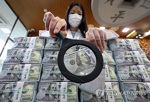 Foreign currency deposits rise for 3rd month in June
