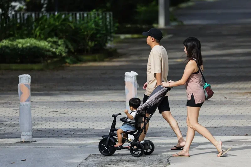 Babies born in 2025 fall below 30,000 for the first time since Singapore’s independence