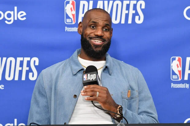LeBron James joins Philadelphia 76ers, calls it his 'last decision'