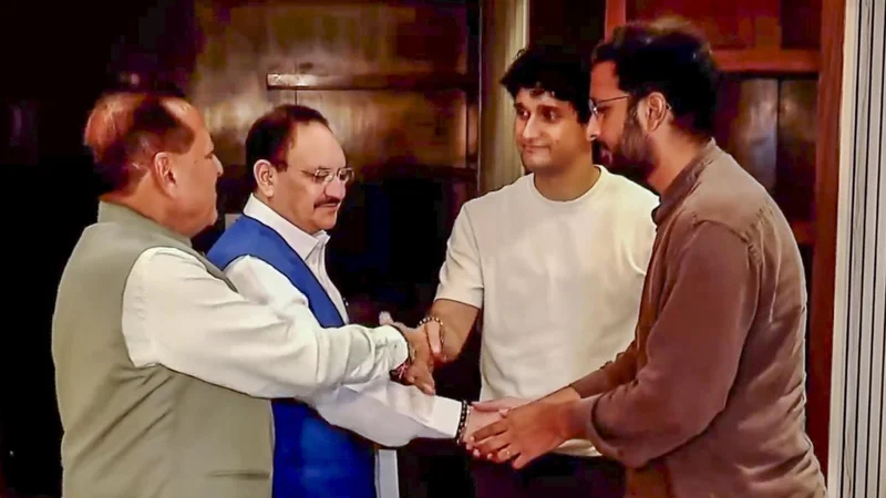 Top news of the day: CJP-Government talks to continue tomorrow amid Pradhan resignation demand; Centre orders GitHub to remove Bitchat app over security concerns, and more