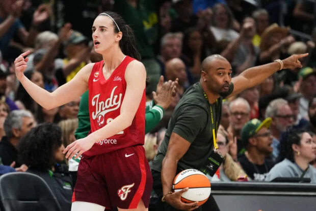 WNBA: Caitlin Clark, Kelsey Mitchell lead Fever to 4th straight win