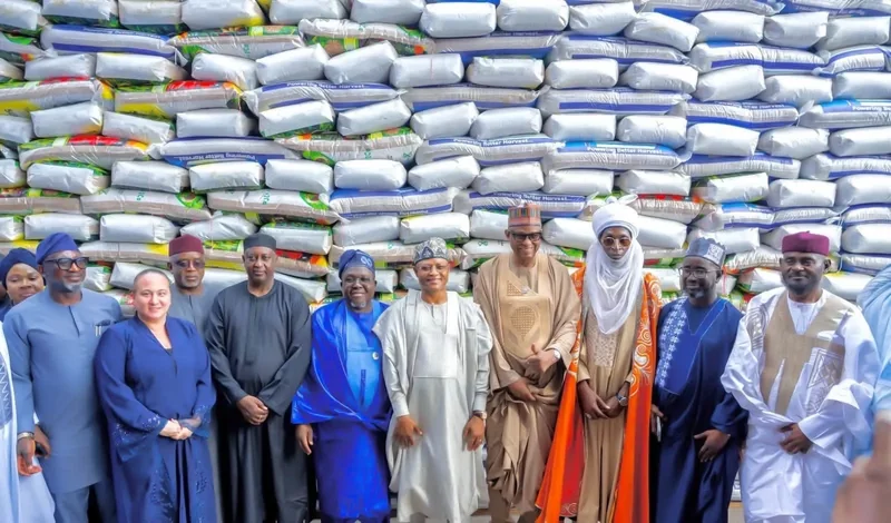 Uba Sani flags off distribution of 500 trucks of free fertiliser to 150,000 Kaduna farmers