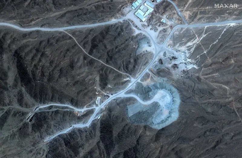 Ancient geology could insulate Iran's nuclear centrifuges under Pickaxe Mountain from bombing