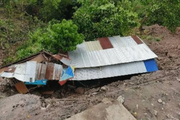 House collapses in Zamboanga del Sur due to soil erosion