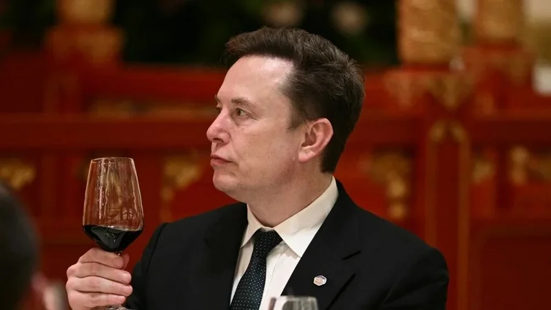 Elon Musk reiterates claim that UK is on verge of 'reckoning' due to Muslim immigration