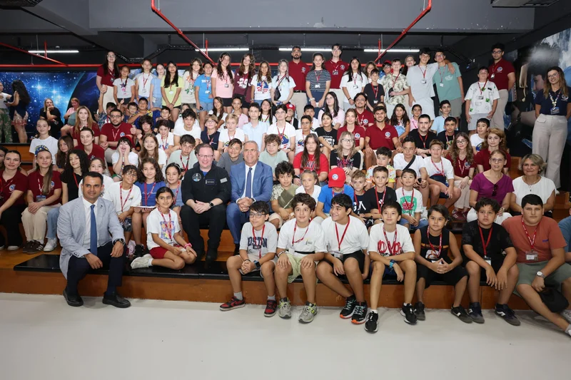 Inspiration4 astronaut inspires young space fans in Türkiye