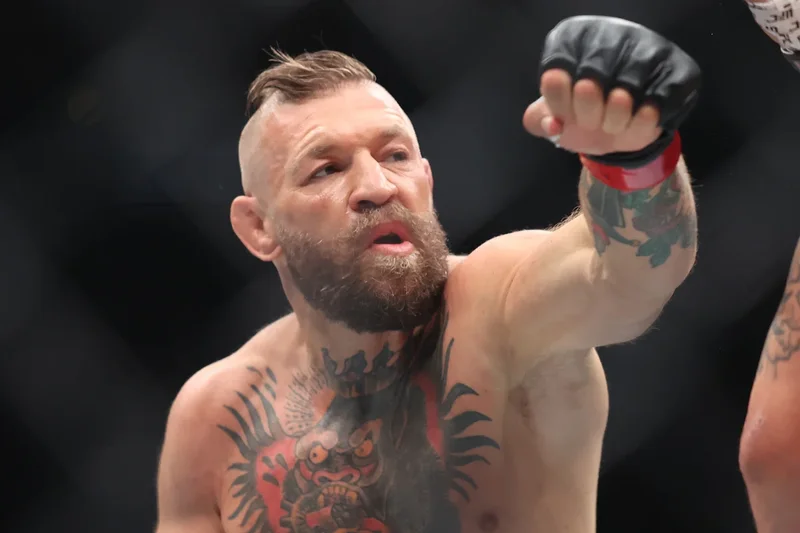 Conor McGregor issues fresh comeback update after successful surgery