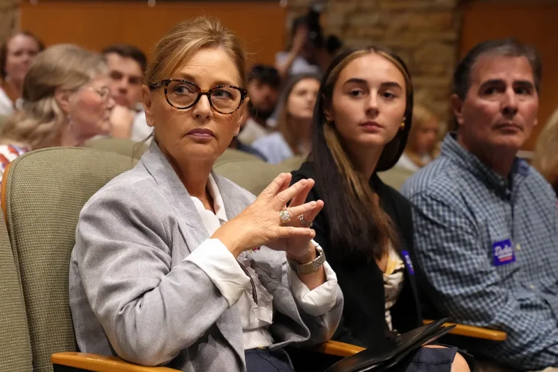 Lindsey Graham’s sister faces doubts from Republicans as she seeks his Senate seat