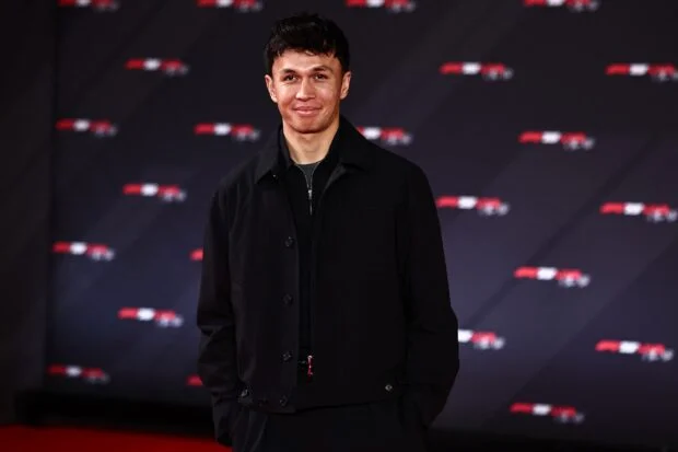 F1: Alex Albon re-signs with Williams for 2027