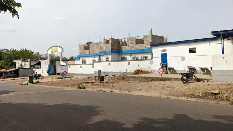 Rights group calls for release of two French journalists held in Togo