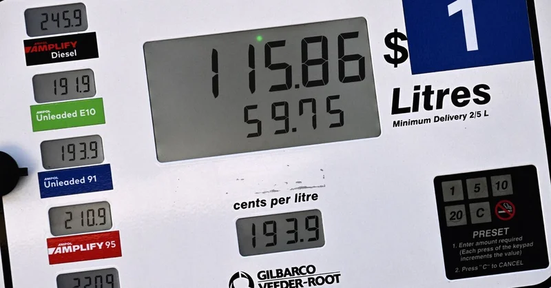 Oil falls 5% after Trump calls off Iran strikes, says Hormuz deal agreed