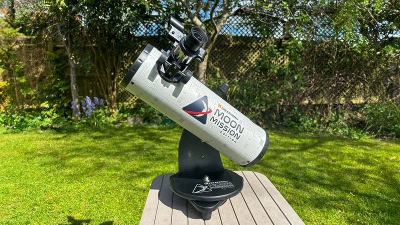 Celestron Moon Mission 100mm tabletop Dobsonian review