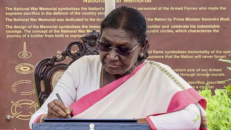 President Murmu gives assent to Bill to rename Kerala as Keralam