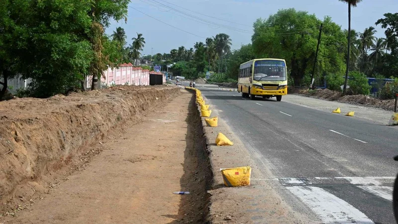 Stalled Erode-Karur road widening work causes hardship to motorists