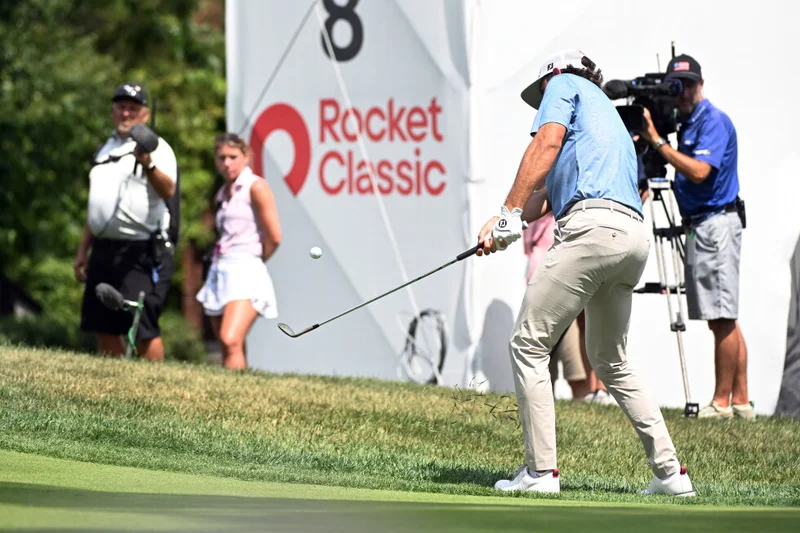 Cameron Young shares 2nd-round lead at Rocket Classic after cooling off to shoot 9-under 61