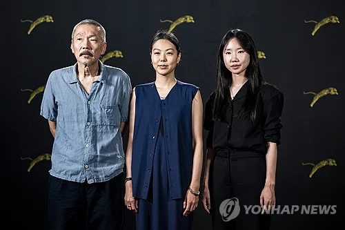 Director Hong Sang-soo, actor Kim Min-hee win awards at Locarno film fest