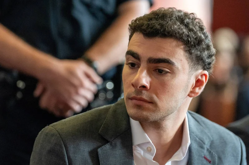 ‘Normal guy’ turned killer over U.S. insurance industry grievances