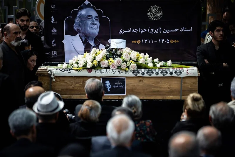 Music fans bid farewell to traditional singer Iraj