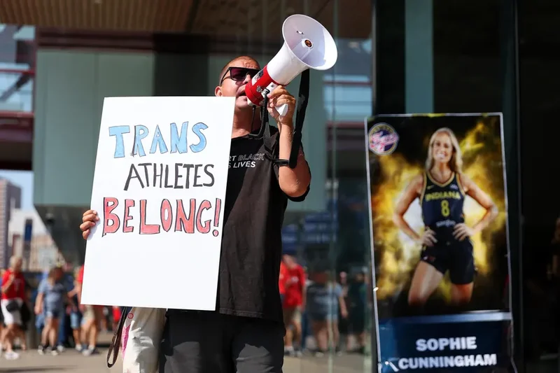How Transgender Basketball Player Julie Tétart Became Ammo For Right-Wing’s WNBA Trolling