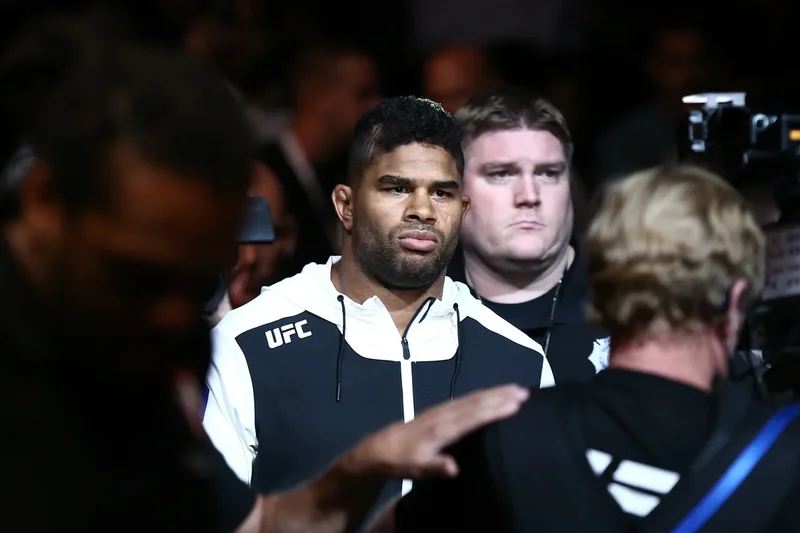 UFC icon outlines boxing plan as he targets clash with Oleksandr Usyk rival