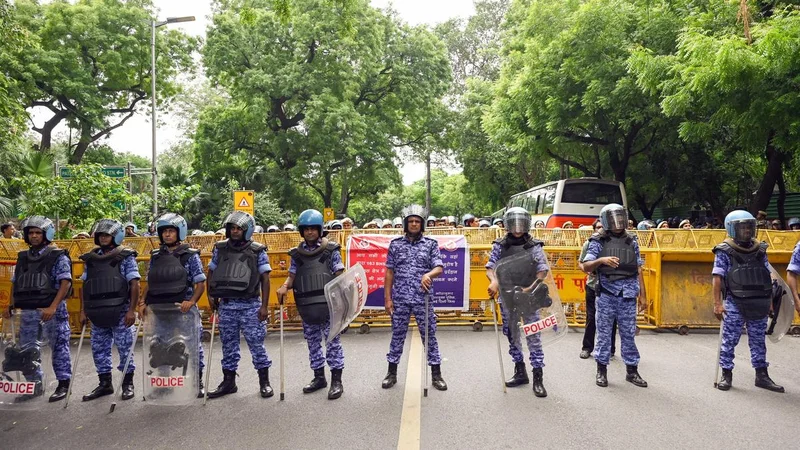 Delhi police move against social media handles over misleading Jantar Mantar protest videos