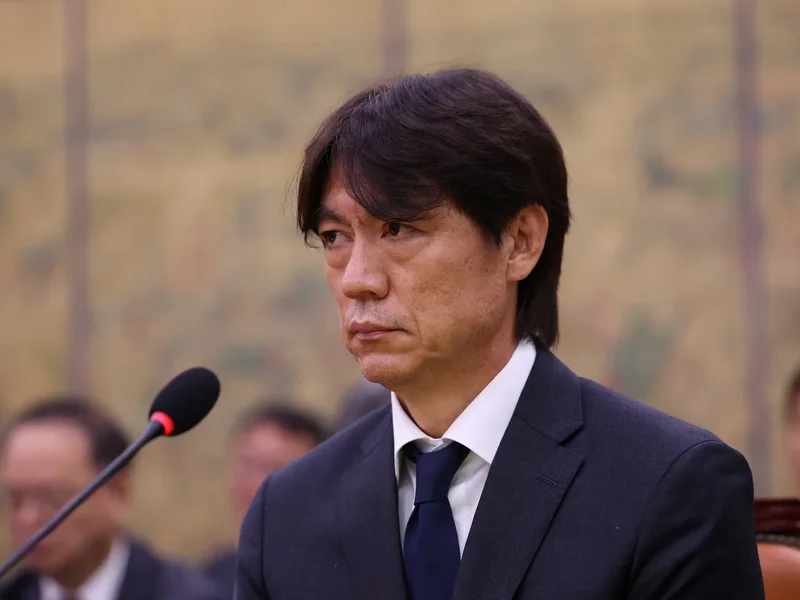 South Korea police raid football association over Hong appointment process