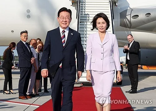 Lee heads home after five-nation overseas trip
