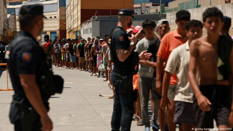 Ceuta: Spain sets up border controls on travelers from Italy