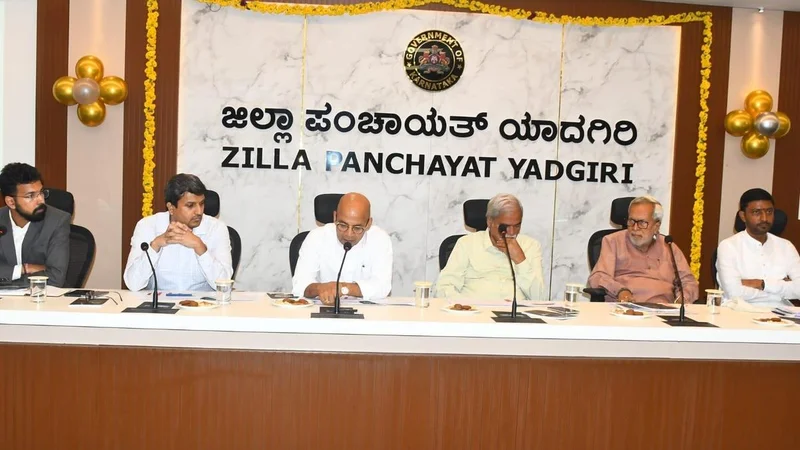 Karnataka rain Minister Sharan Prakash Patil reviews drought and drinking water crisis in Yadgir
