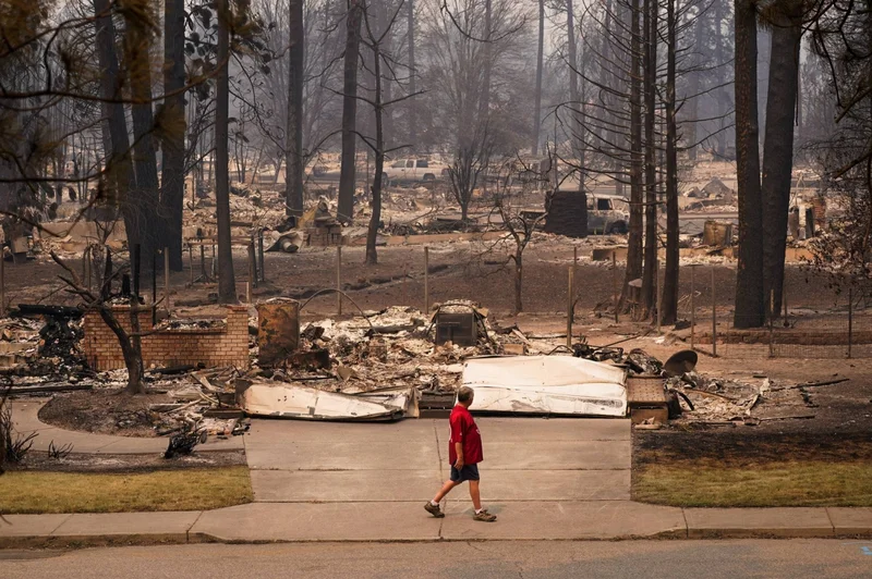 Washington State wildfires destroy over 700 buildings and force 64,000 to flee