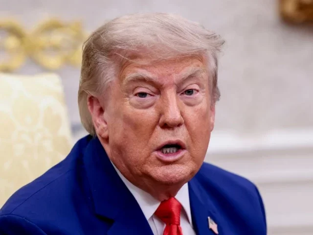 Trump warns Iran of 'decapitation' if no deal is reached