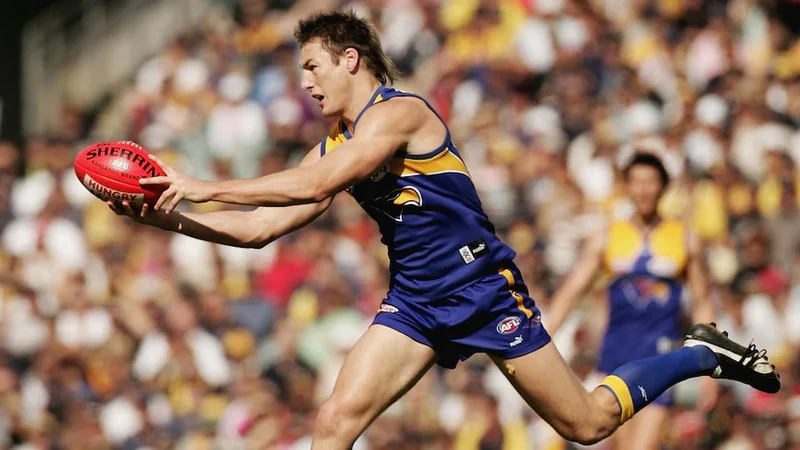 Dead AFL star's mother accuses league of 'cover up' on brain injury