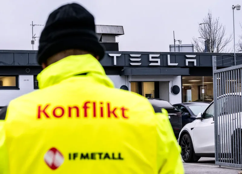 Tesla mechanics in Sweden out on strike again