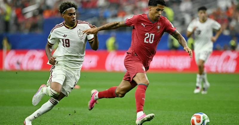 Barca seal Cancelo return to bolster defence