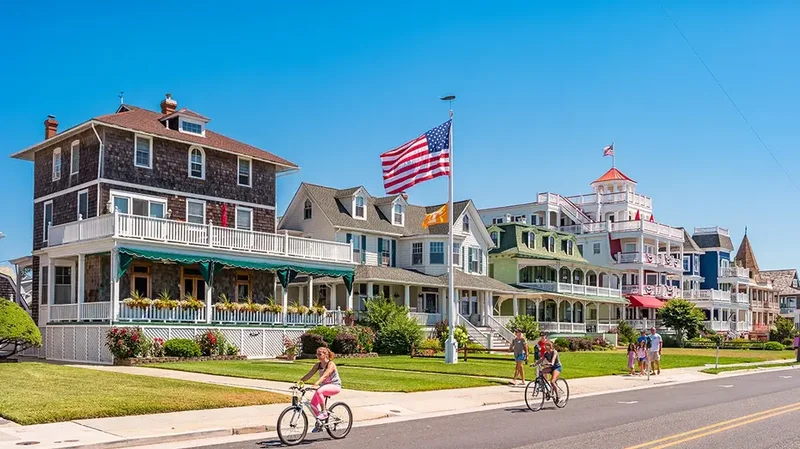 Popular beach town cracks down on teens with curfews after fights, underage drinking