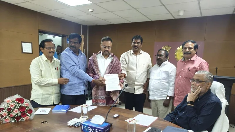 APSRTC employees urge EPFO to ensure higher pension, resolve pending issues
