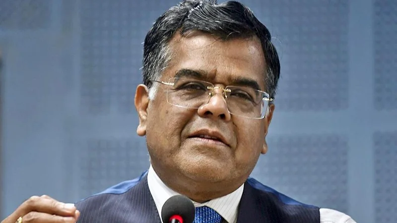 Cabinet Secretary, Home Secretary get one-year extension in service