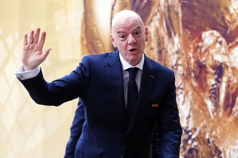 Mexico and Argentina join Caf in backing Gianni Infantino as bid to oust Fifa president suffers setback