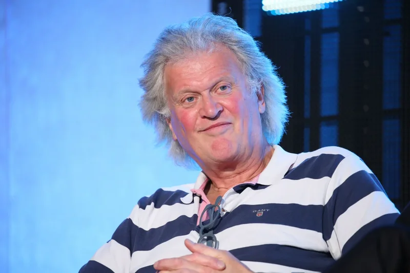 Wetherspoons bans customers from playing music and taking calls on speaker