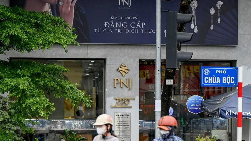 In Vietnam, diamonds are not forever after smuggling ring bust
