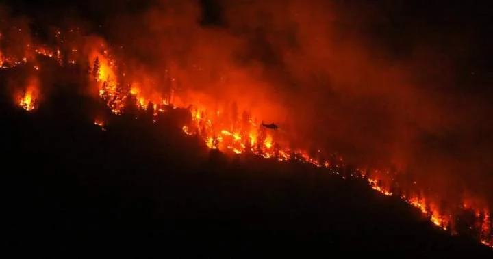 No change in evacuation orders, alerts for fire on west side of Okanagan Lake