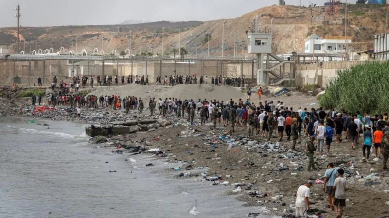 Morocco tightens security as migrants gather near Ceuta border