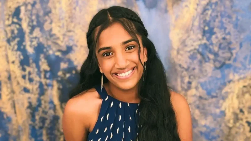 Washington freshman designs banana-inspired liner to fight hospital infections