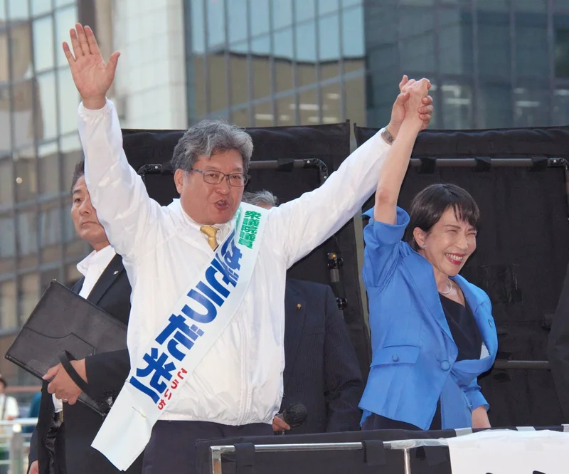 Senior LDP official points to Abe-era lessons for Takaichi