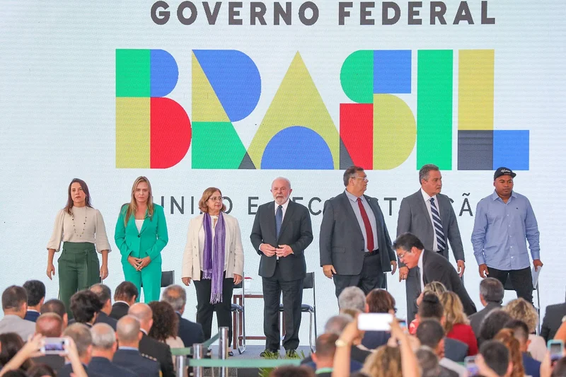 Brazil Election Polls: Big Leads in Brasília and São Paulo