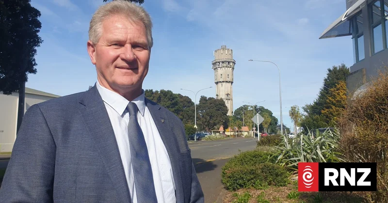 South Taranaki gives New Plymouth the cold shoulder