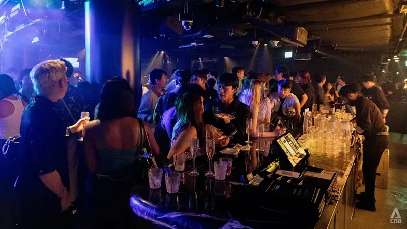 4am liquor sales in Boat Quay, Clarke Quay to continue following year-long trial