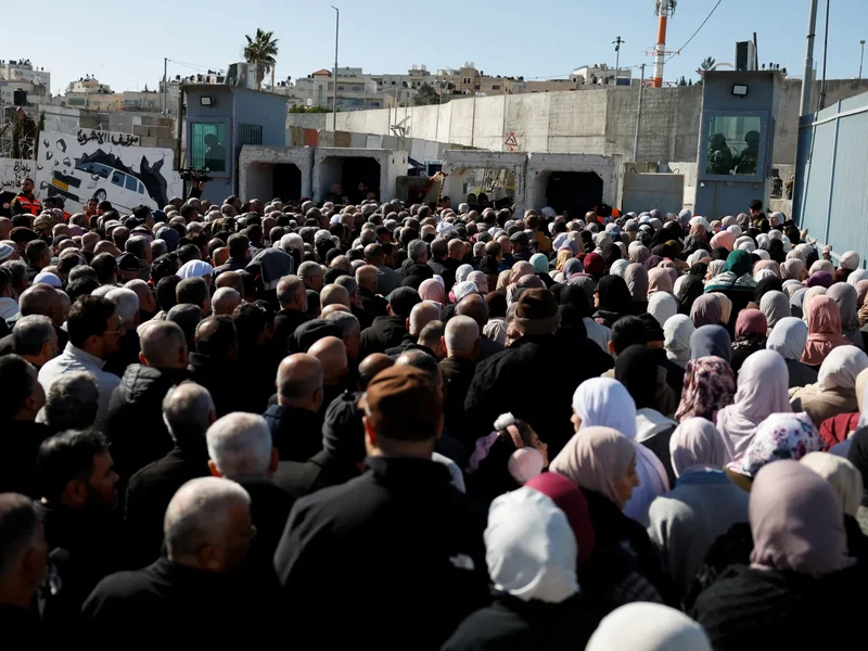 How Israeli restrictions on Palestinians’ movement break up the West Bank