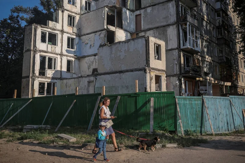 Facing invasion and abuse, vulnerable mothers take refuge in Kyiv shelter